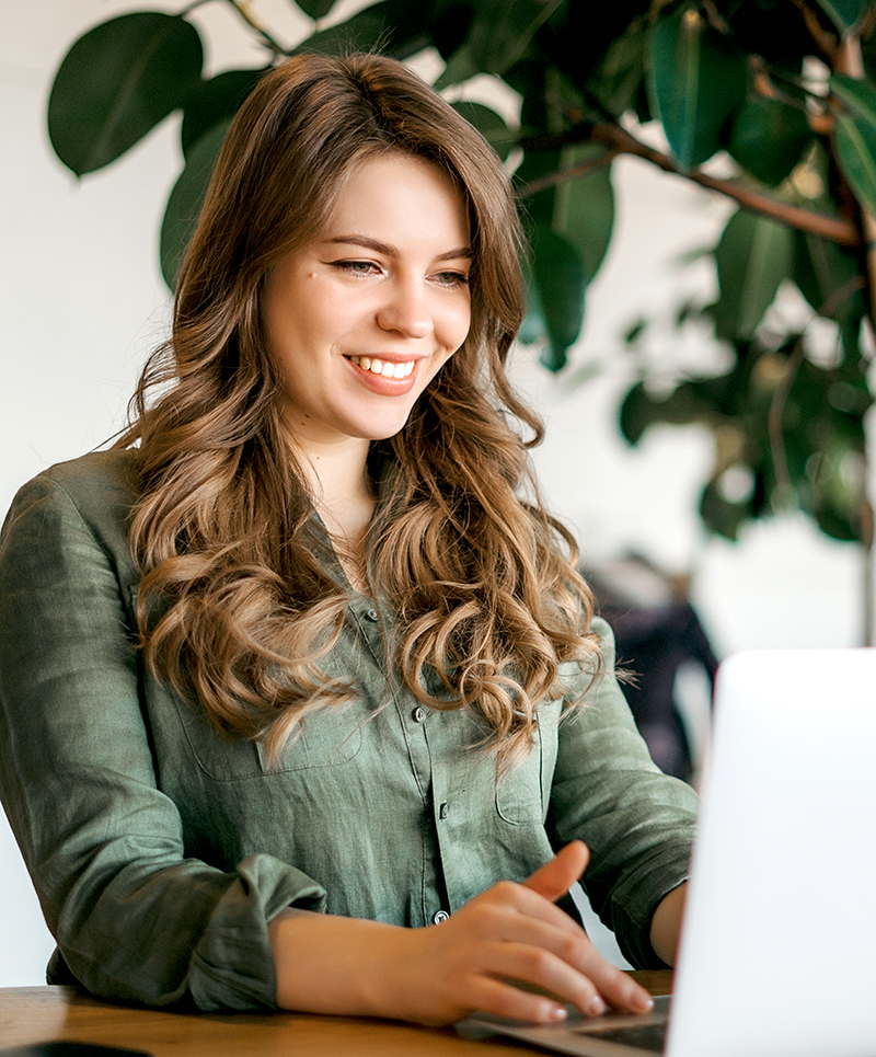 find-creative-flow-img An energized woman in a state of flow where work feels easy and time is flying by