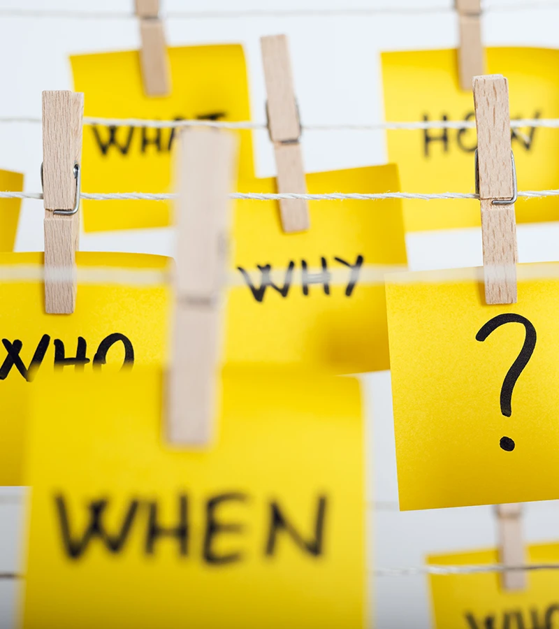 Post it notes expressing confusion